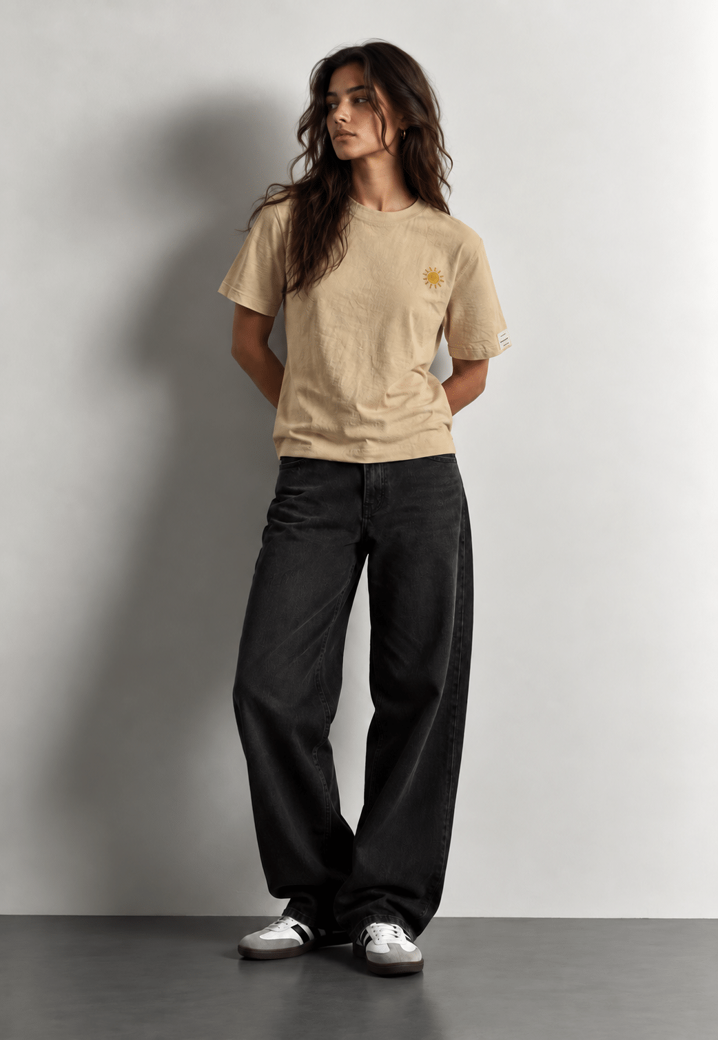 T-shirt MIVOR - Our Enlightenment Beige T-shirt